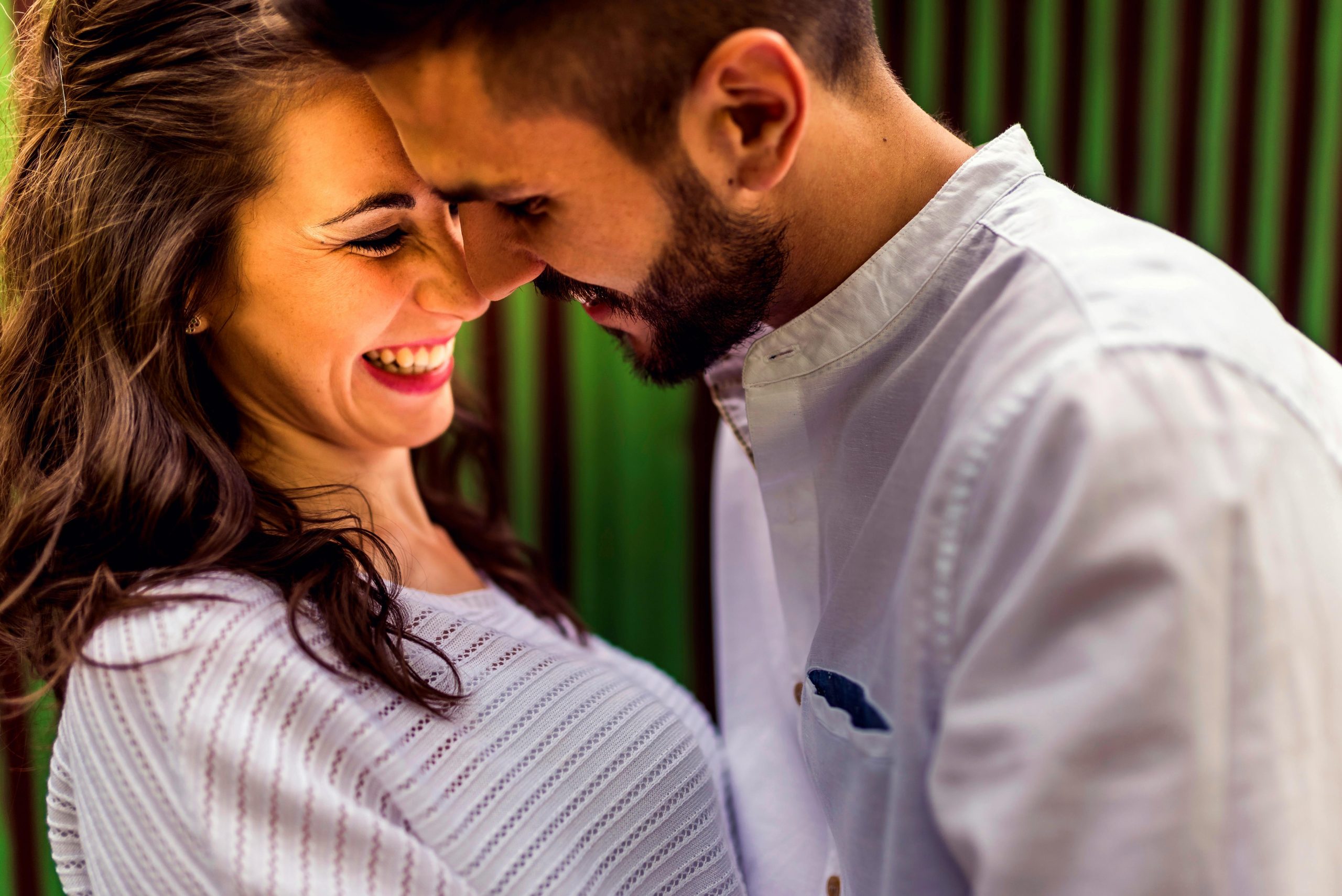 Relation sans engagement : liberté assumée ou peur d’aimer ?