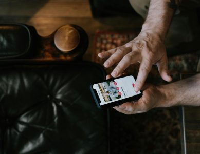 Applis de rencontre : pourquoi les célibataires n’en peuvent plus